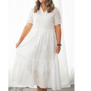 Cal Style NWT 100% Cotton Crisp‎ White Eyelet Tiered Scallop Trim Dress Large